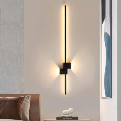 The Line Vägglampa – Minimalistisk LED-belysning för Vägg