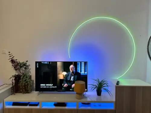 RGBiC Neonljusslang – Flexibel vattentät LED-remsa med fjärrkontroll och smartphone-styrning photo review